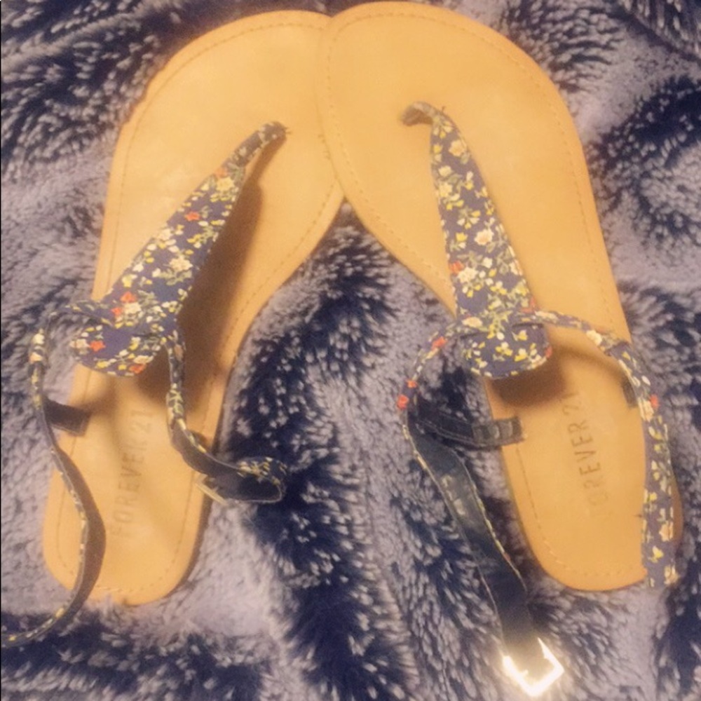 Navy flower flip flops
